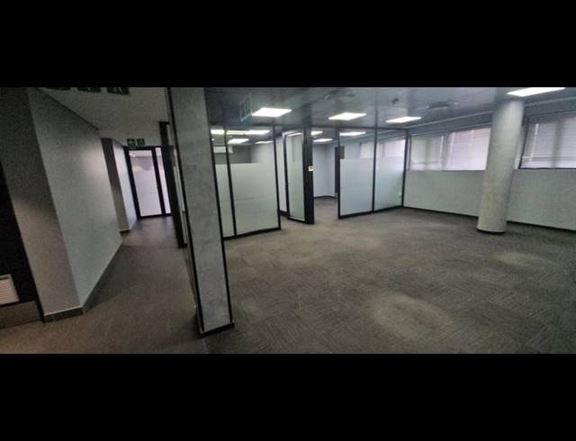 INDUSTRIAL PROPERTY TO RENT IN WATERFALL